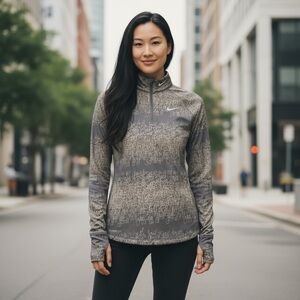 Nike Thermafit 1/4 Zip size‎ small outdoor warmth gray white design geometric